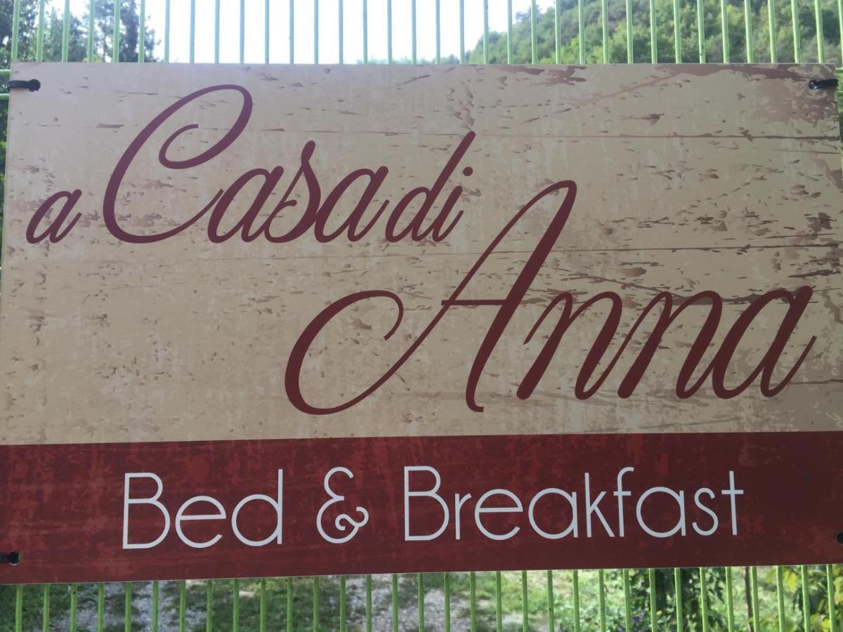 Bed and Breakfast A Casa Di Anna Cortemilia Екстер'єр фото
